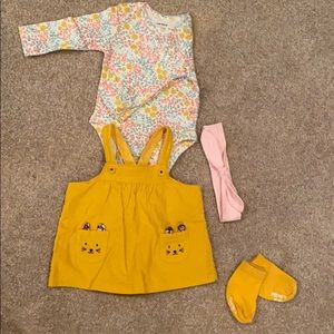 Baby clothes